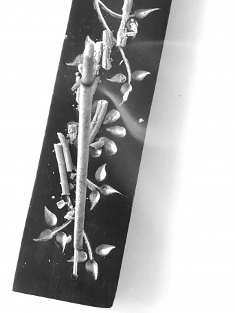  Räucherstäbchenhalter mit Blumen 